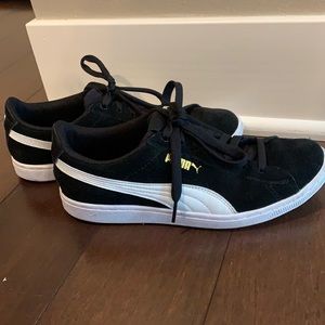 Women’s Puma Classic Sneakers